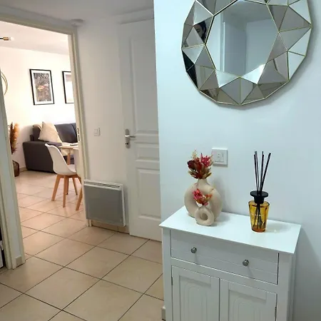Cosy Apartment, 1 Min Walk To Beach, Heart Of شقة *